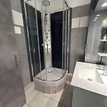 Avec Piscine, Terrasse Et Climatisation - 5 Couchages - Grau-du-roi - Fr-1-250-290 לה-גרו-דו-רואה