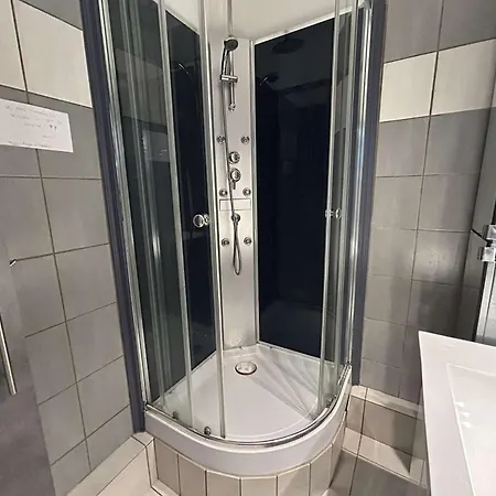 Avec Piscine, Terrasse Et Climatisation - 5 Couchages - Grau-du-roi - Fr-1-250-290 Apartamento