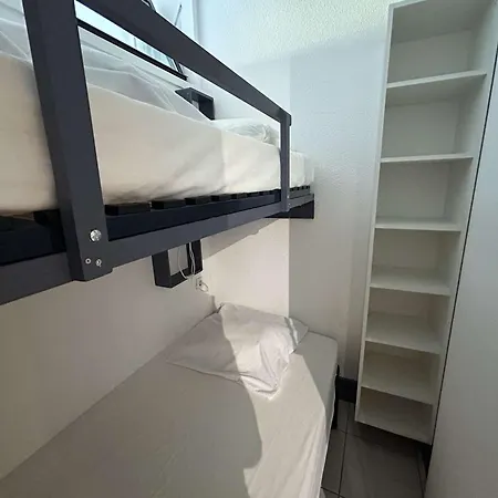 Avec Piscine, Terrasse Et Climatisation - 5 Couchages - Grau-du-roi - Fr-1-250-290 *